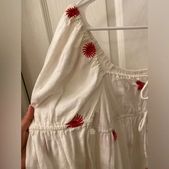 Free people White Dress with Red Floral Embroidery size XS oversized - Picture 4 of 10